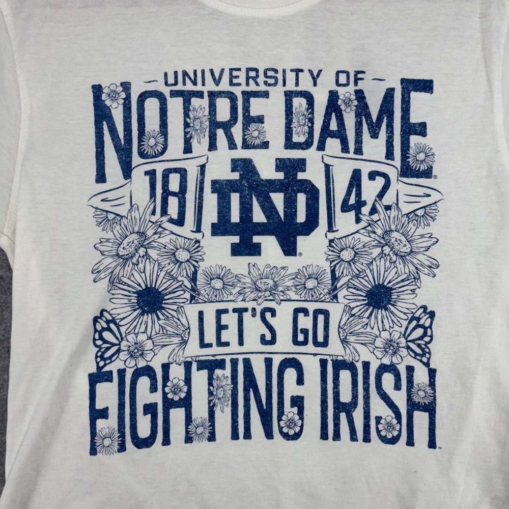 Pressbox Notre Dame Fighting Irish Floral Graphic T-Shirt Ivory Small NWT